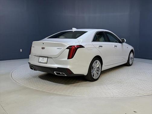 2023 Cadillac CT4 Premium Luxury