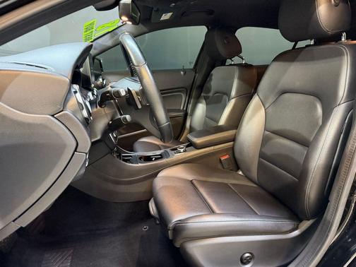 2018 Mercedes-Benz GLA 250 Base