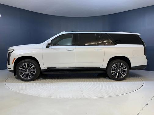 2025 Cadillac Escalade ESV Sport