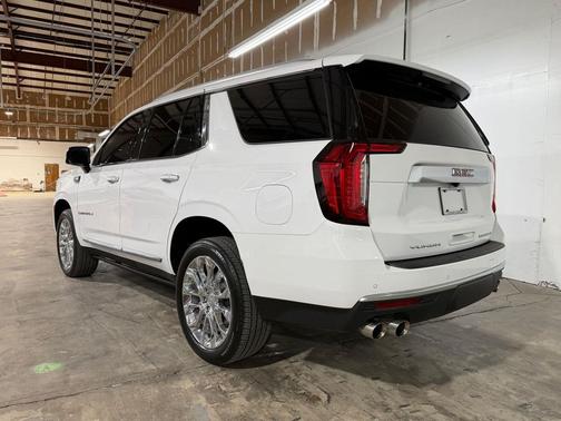 Summit White 2023 GMC Yukon Denali