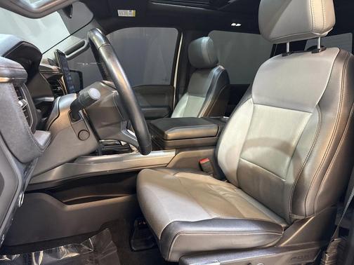 2022 Ford F-150 Lightning LARIAT