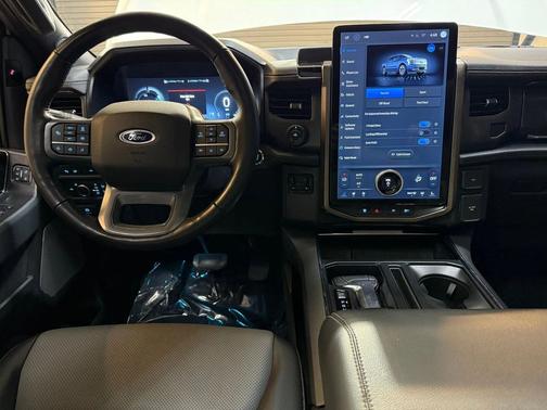 2022 Ford F-150 Lightning LARIAT