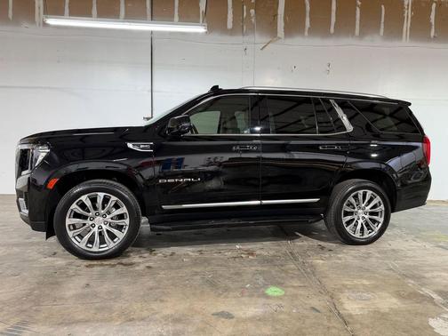 Onyx Black 2023 GMC Yukon Denali