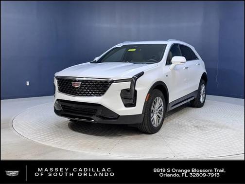 2025 Cadillac XT4 Premium Luxury