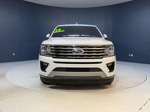 White 2019 Ford Expedition Max XLT