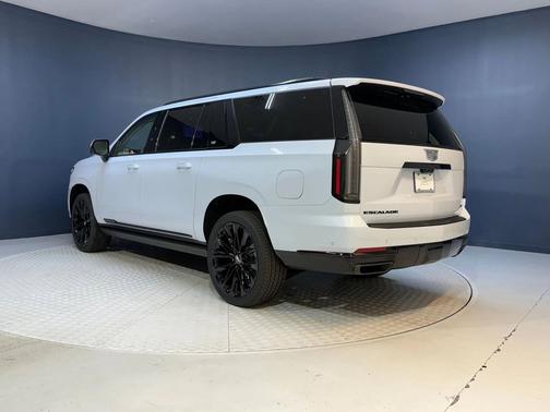 2026 Cadillac Escalade ESV Sport Platinum