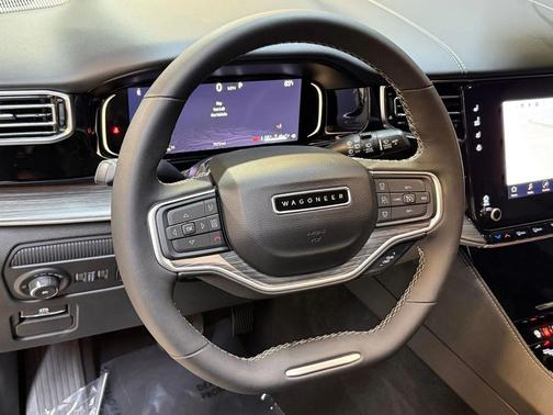 2024 Jeep Wagoneer L Series III 4x4