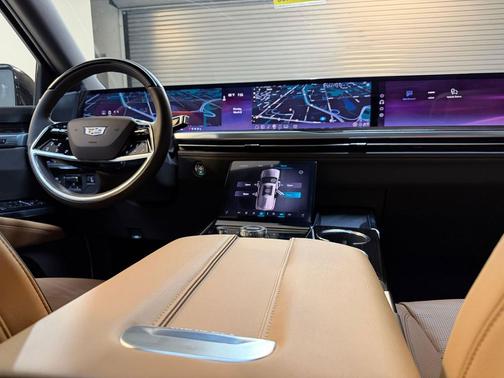 2026 Cadillac Escalade ESV Luxury