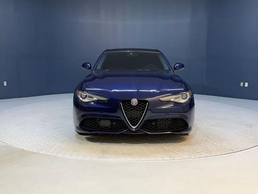 2017 Alfa Romeo Giulia Ti