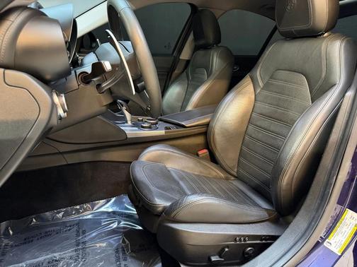 2017 Alfa Romeo Giulia Ti