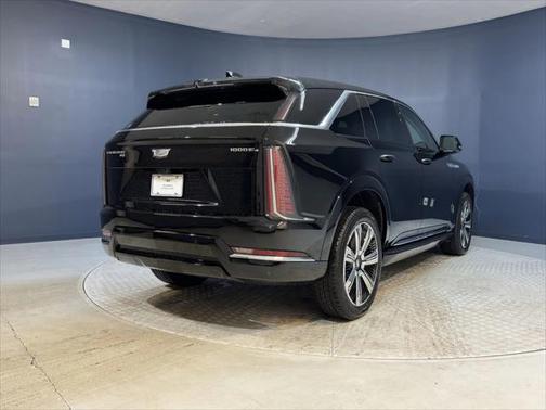 2025 Cadillac Escalade Luxury
