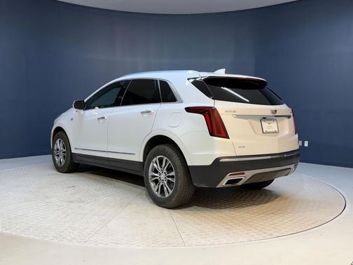 Crystal White Tricoat 2023 Cadillac XT5 Premium Luxury