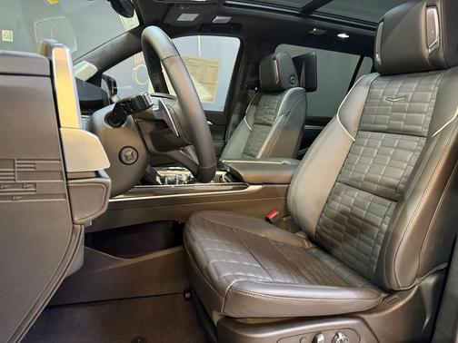 2026 Cadillac Escalade ESV V-Series