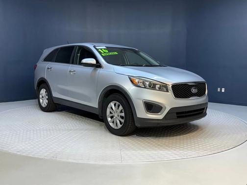 2016 Kia Sorento L