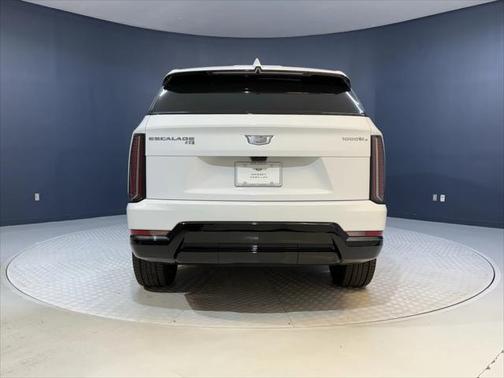 2025 Cadillac Escalade Sport