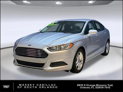 2016 Ford Fusion SE