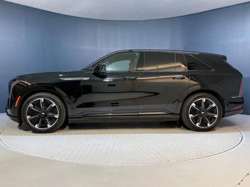 2025 Cadillac Escalade IQ Sport 2