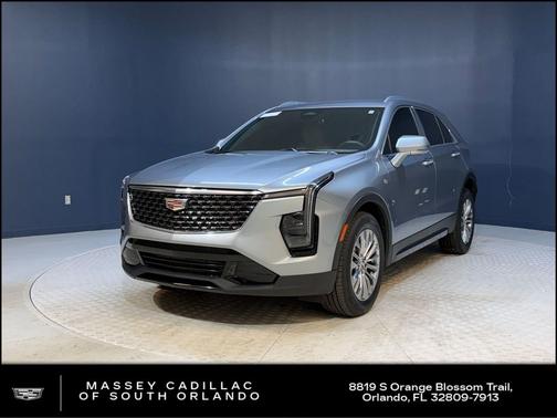 Argent Silver Metallic 2024 Cadillac XT4 Premium Luxury
