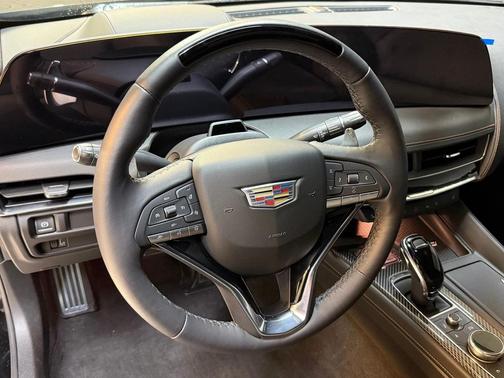 2025 Cadillac CT5 Sport