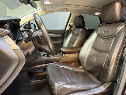 2018 Cadillac XT5 Premium Luxury