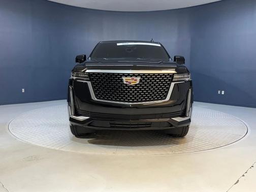 2023 Cadillac Escalade ESV Luxury