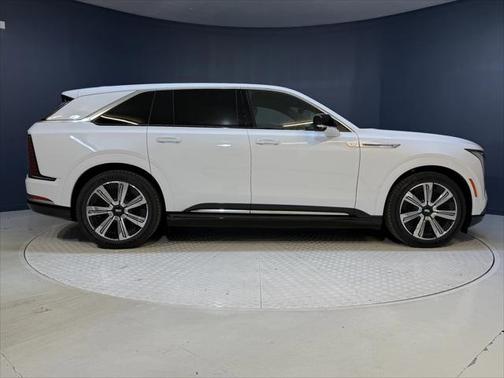 2025 Cadillac Escalade Luxury