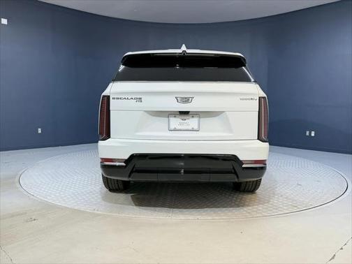 2025 Cadillac Escalade Luxury