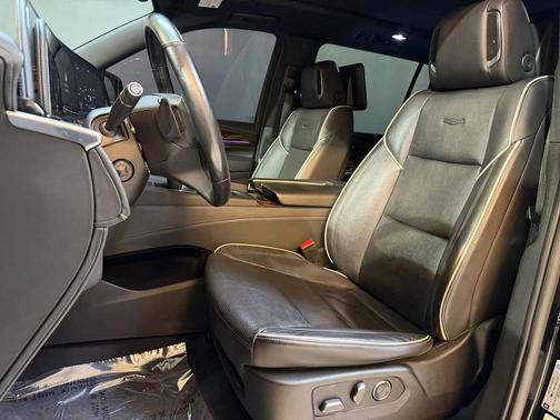 2021 Cadillac Escalade ESV Premium Luxury