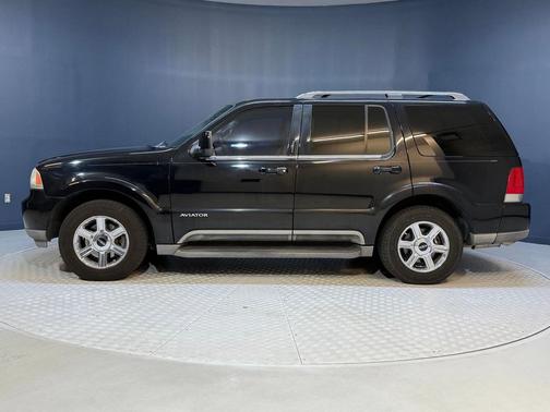 2005 Lincoln Aviator 4dr 2WD