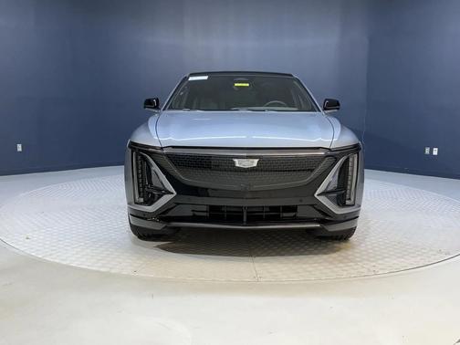 2025 Cadillac LYRIQ Sport