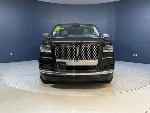 2022 Lincoln Navigator Black Label