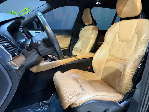 2017 Volvo XC90 T6 Inscription