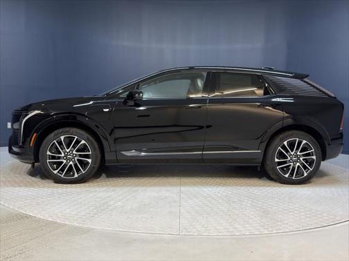 2025 Cadillac OPTIQ Sport