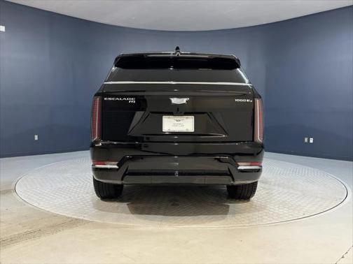 2025 Cadillac Escalade Luxury