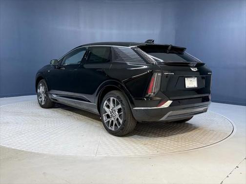 2025 Cadillac OPTIQ Luxury
