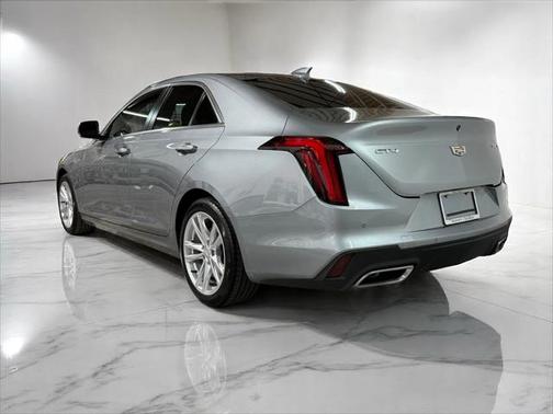 2025 Cadillac CT4 Luxury RWD