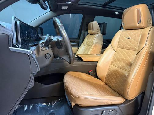2021 Cadillac Escalade ESV Sport