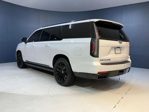 2021 Cadillac Escalade ESV Sport