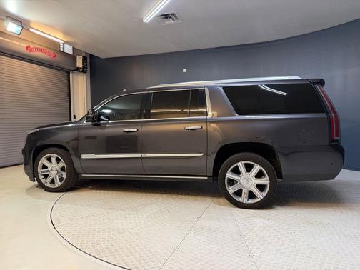 Dark Granite Metallic 2018 Cadillac Escalade ESV Platinum