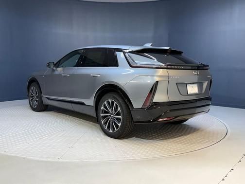 2025 Cadillac LYRIQ Sport