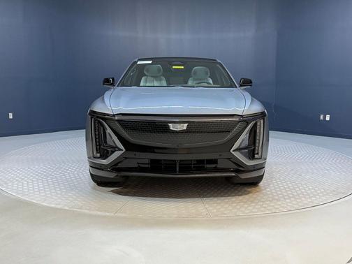 2025 Cadillac LYRIQ Sport