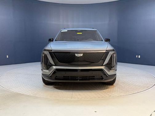 Argent Silver Metallic 2026 Cadillac VISTIQ Sport