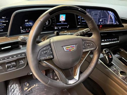 2024 Cadillac Escalade ESV Sport Platinum