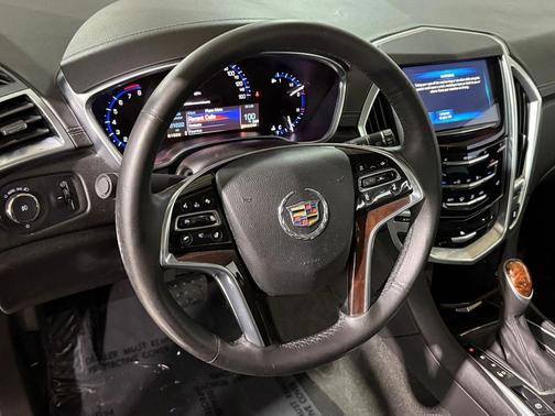 2016 Cadillac SRX Performance Collection