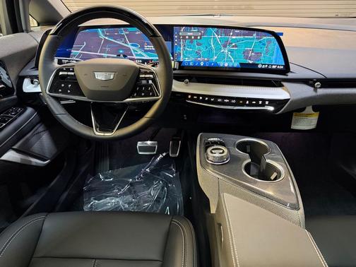 Argent Silver Metallic 2026 Cadillac OPTIQ Sport