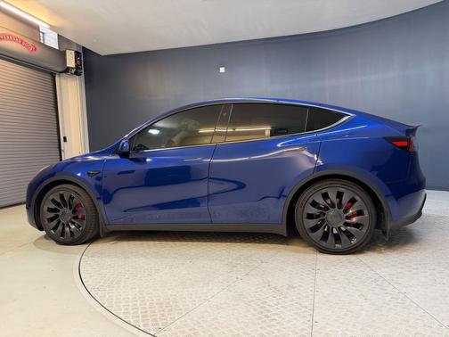 Blue 2023 Tesla Model Y Performance Dual Motor All-Wheel Drive