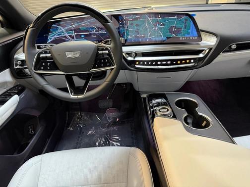 2026 Cadillac LYRIQ Premium Luxury