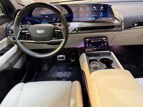 2026 Cadillac VISTIQ Sport