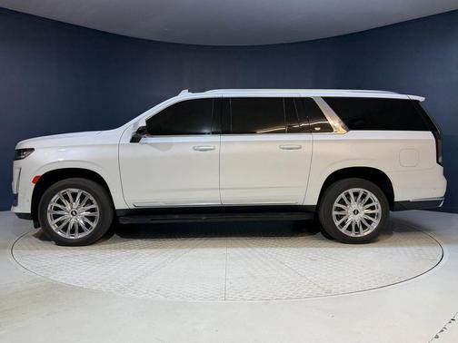 Crystal White Tricoat 2024 Cadillac Escalade ESV Premium Luxury