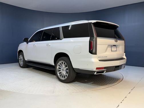 Crystal White Tricoat 2024 Cadillac Escalade ESV Premium Luxury